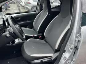 Toyota Aygo (2020) thumbnail 12