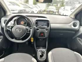 Toyota Aygo (2020) thumbnail 15