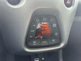 Toyota Aygo (2020) thumbnail 21