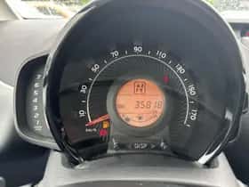 Toyota Aygo (2020) thumbnail 25