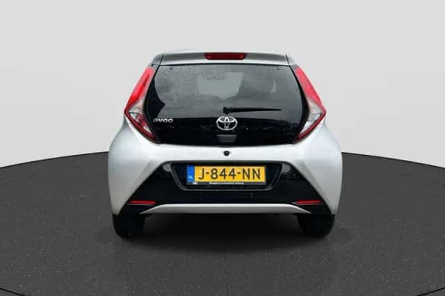 Toyota Aygo (2020) thumbnail 4