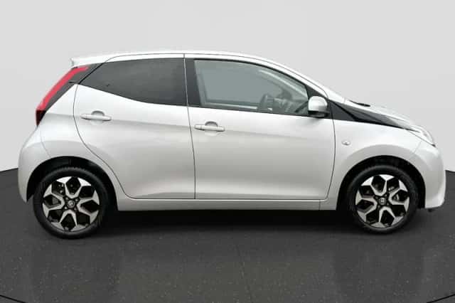 Toyota Aygo (2020) thumbnail 6