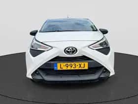 Toyota Aygo (2021) thumbnail 8