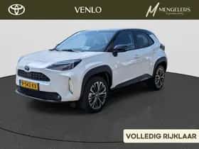 Toyota Yaris Cross (2022) thumbnail 1