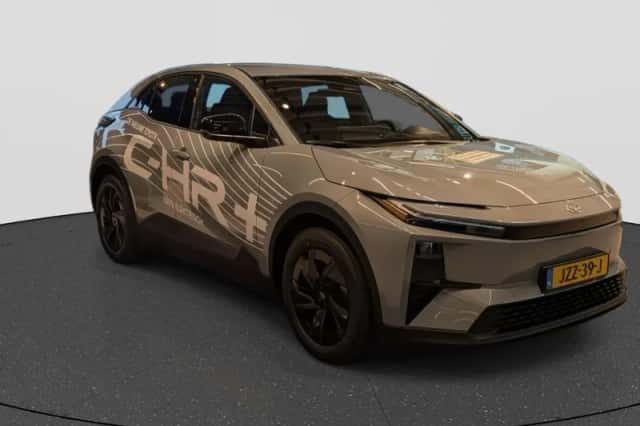 Toyota C-HR+ (2026) thumbnail 2