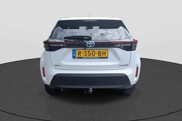Toyota Yaris Cross (2022) thumbnail 5