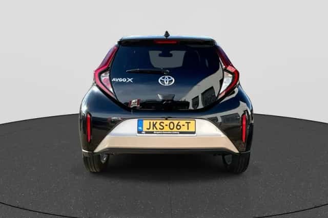 Toyota Aygo X (2022) thumbnail 4