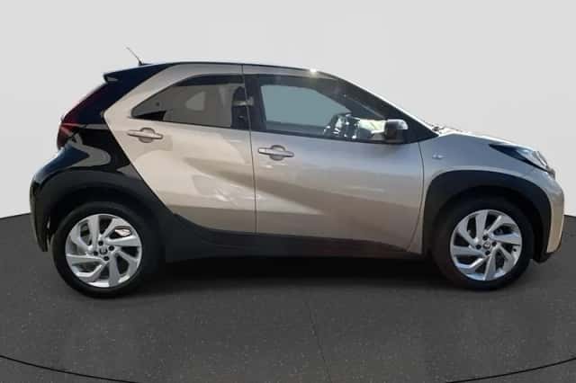 Toyota Aygo X (2022) thumbnail 6