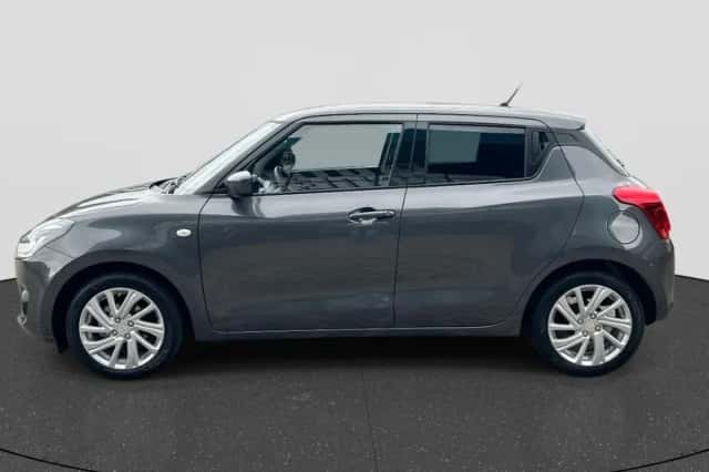 Suzuki Swift (2024) thumbnail 2