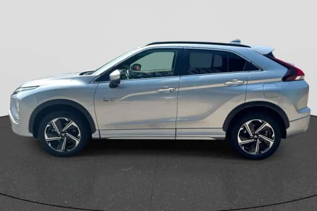Mitsubishi Eclipse Cross (2025) thumbnail 2