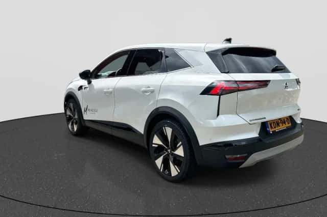 Mitsubishi Grandis (2026) thumbnail 3