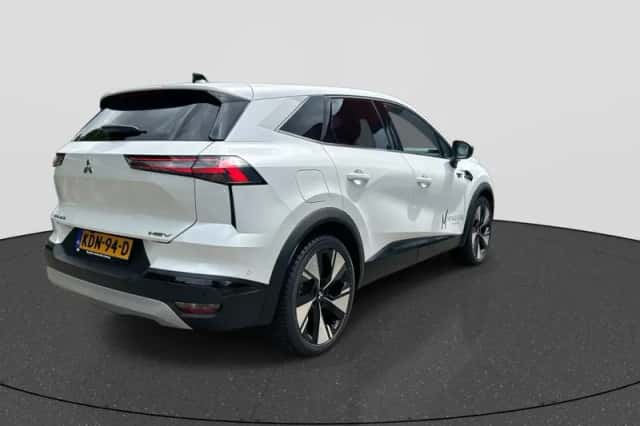 Mitsubishi Grandis (2026) thumbnail 5