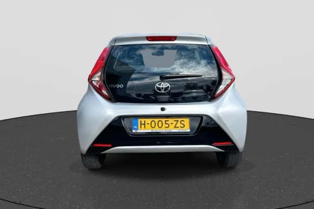 Toyota Aygo (2020) thumbnail 4