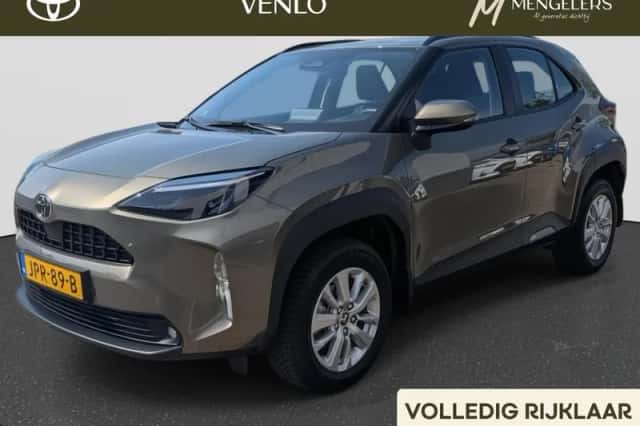 Toyota Yaris Cross (2025) thumbnail 1