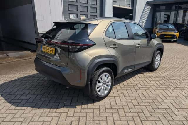 Toyota Yaris Cross (2025) thumbnail 6