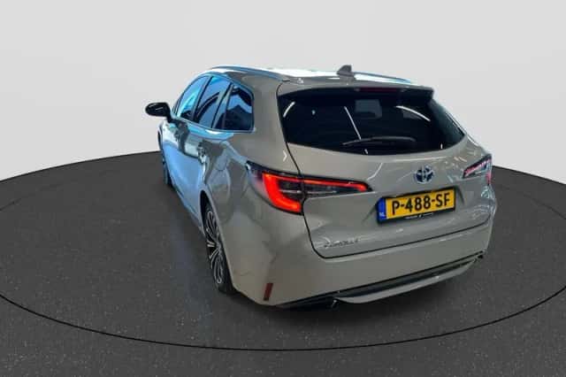 Toyota Corolla (2021) thumbnail 5
