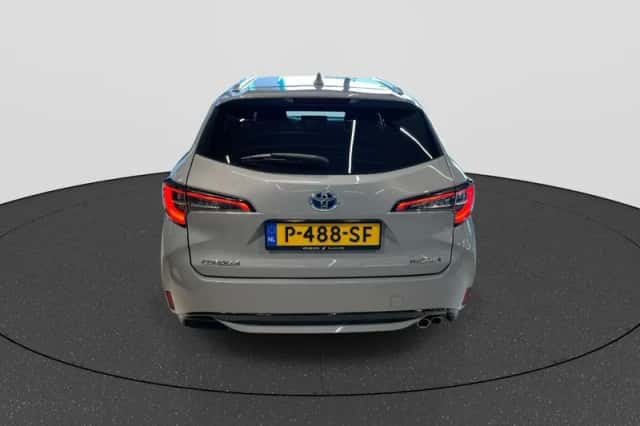 Toyota Corolla (2021) thumbnail 6