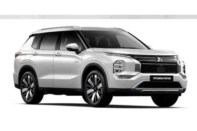 Mitsubishi Outlander (2026) thumbnail 3