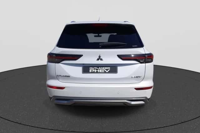 Mitsubishi Outlander (2026) thumbnail 4