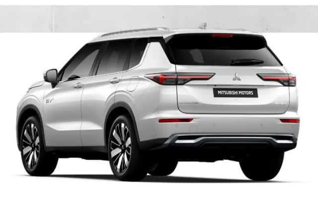 Mitsubishi Outlander (2026) thumbnail 4