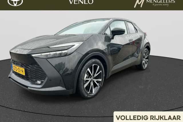 Toyota C-HR (2024) thumbnail 1