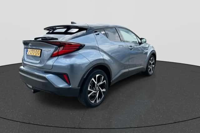 Toyota C-HR (2020) thumbnail 5