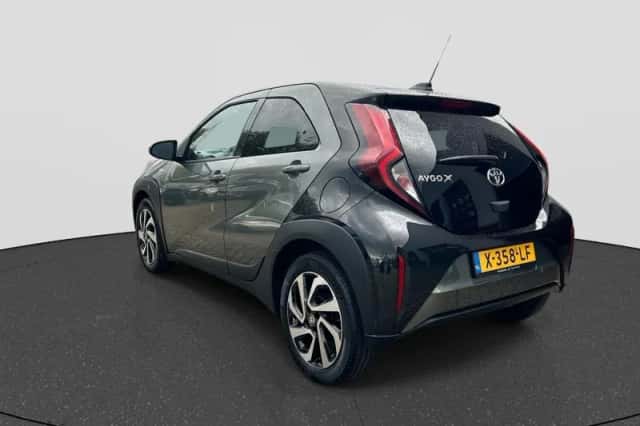 Toyota Aygo X (2023) thumbnail 3