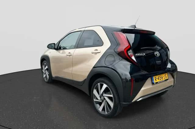 Toyota Aygo X (2022) thumbnail 3