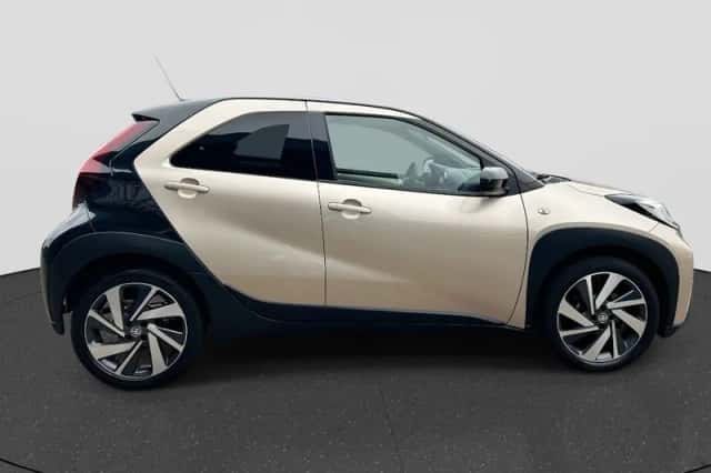 Toyota Aygo X (2022) thumbnail 6