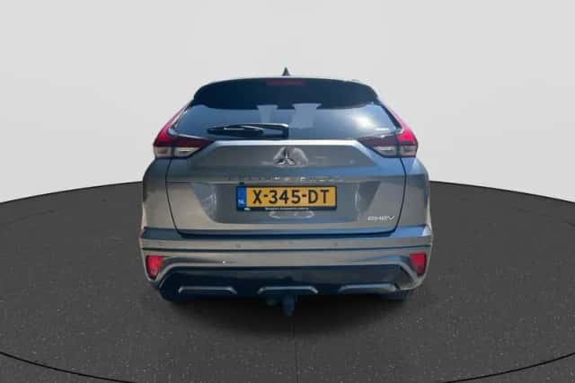 Mitsubishi Eclipse Cross (2022) thumbnail 4