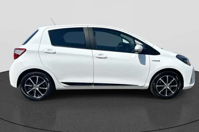 Toyota Yaris (2019) thumbnail 6