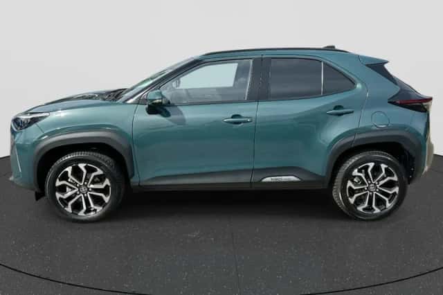 Toyota Yaris Cross (2025) thumbnail 2