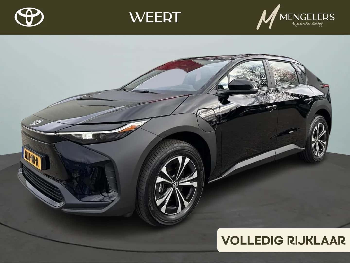 Toyota bZ4X (2025) — foto 1