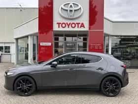 Mazda 3 (2023) thumbnail 2