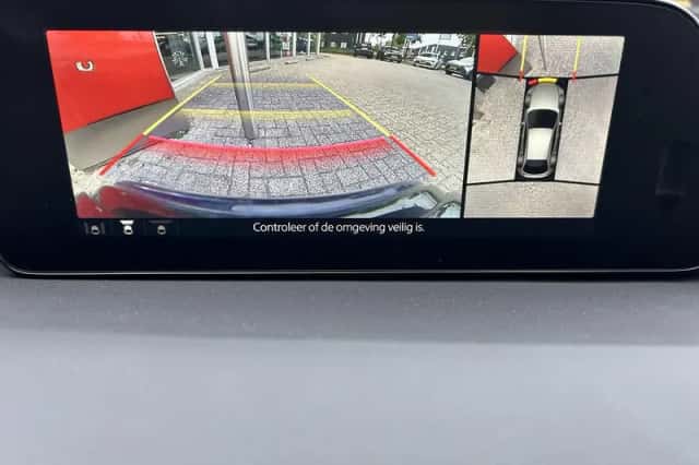 Mazda 3 (2023) thumbnail 13