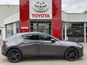 Mazda 3 (2023) thumbnail 5