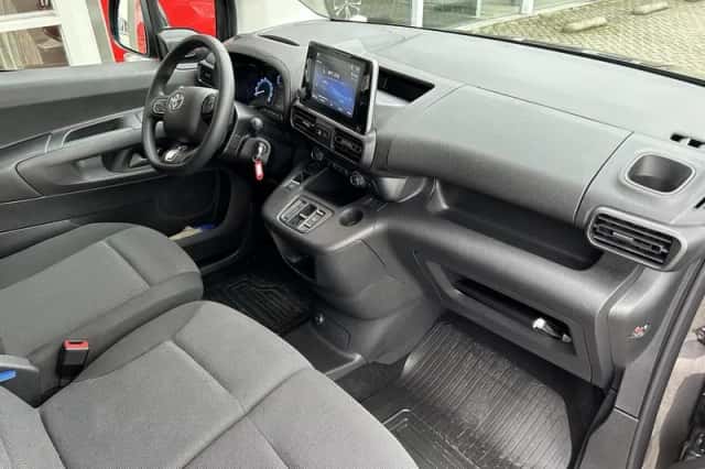 Toyota Proace (2023) thumbnail 8