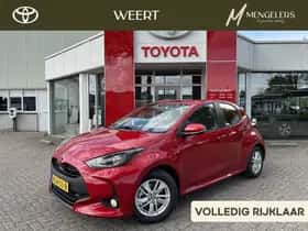 Toyota Yaris (2025) thumbnail 1