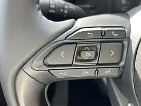 Toyota Yaris (2025) thumbnail 16