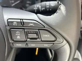 Toyota Yaris (2025) thumbnail 18