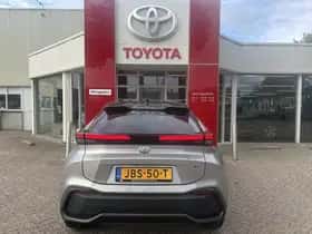 Toyota C-HR (2025) thumbnail 4