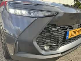 Toyota C-HR (2025) thumbnail 25