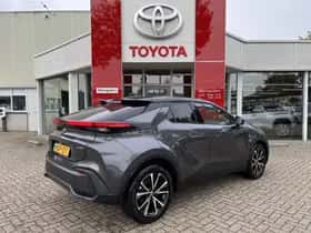 Toyota C-HR (2025) thumbnail 3