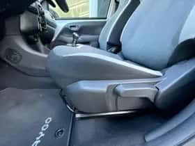 Toyota Aygo (2021) thumbnail 19