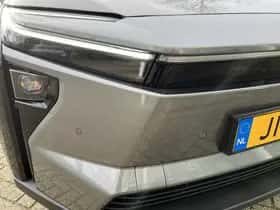 Toyota bZ4X (2026) thumbnail 42