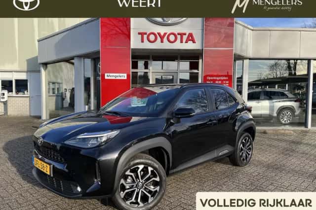 Toyota Yaris Cross (2025) thumbnail 1