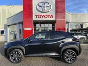 Toyota Yaris Cross (2025) thumbnail 2