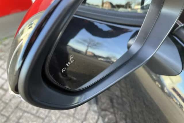 Toyota Yaris Cross (2025) thumbnail 21