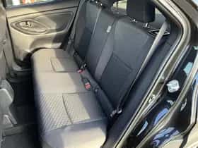 Toyota Yaris Cross (2025) thumbnail 8