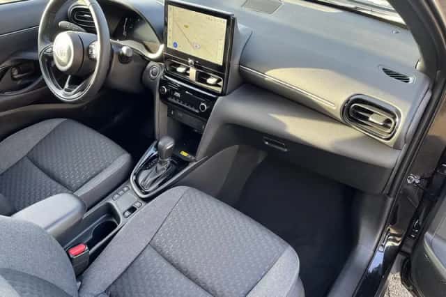 Toyota Yaris Cross (2025) thumbnail 9